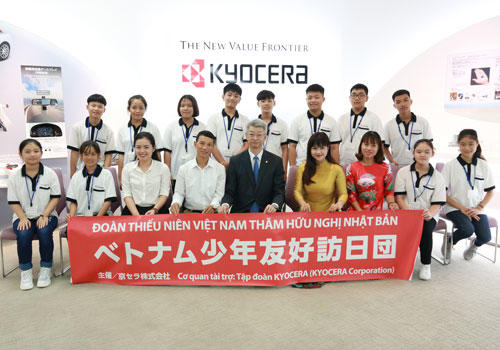 KYOCERA Hosts 4th Cultural Exchange Tour for Vietnamese Children
