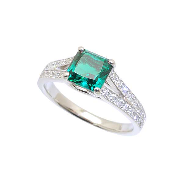 Emerald Ring 02