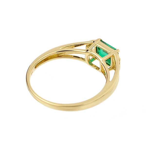 Emerald Ring 03
