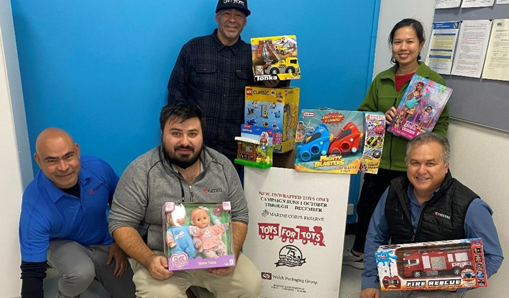 Photo: Donating toys at a community police station