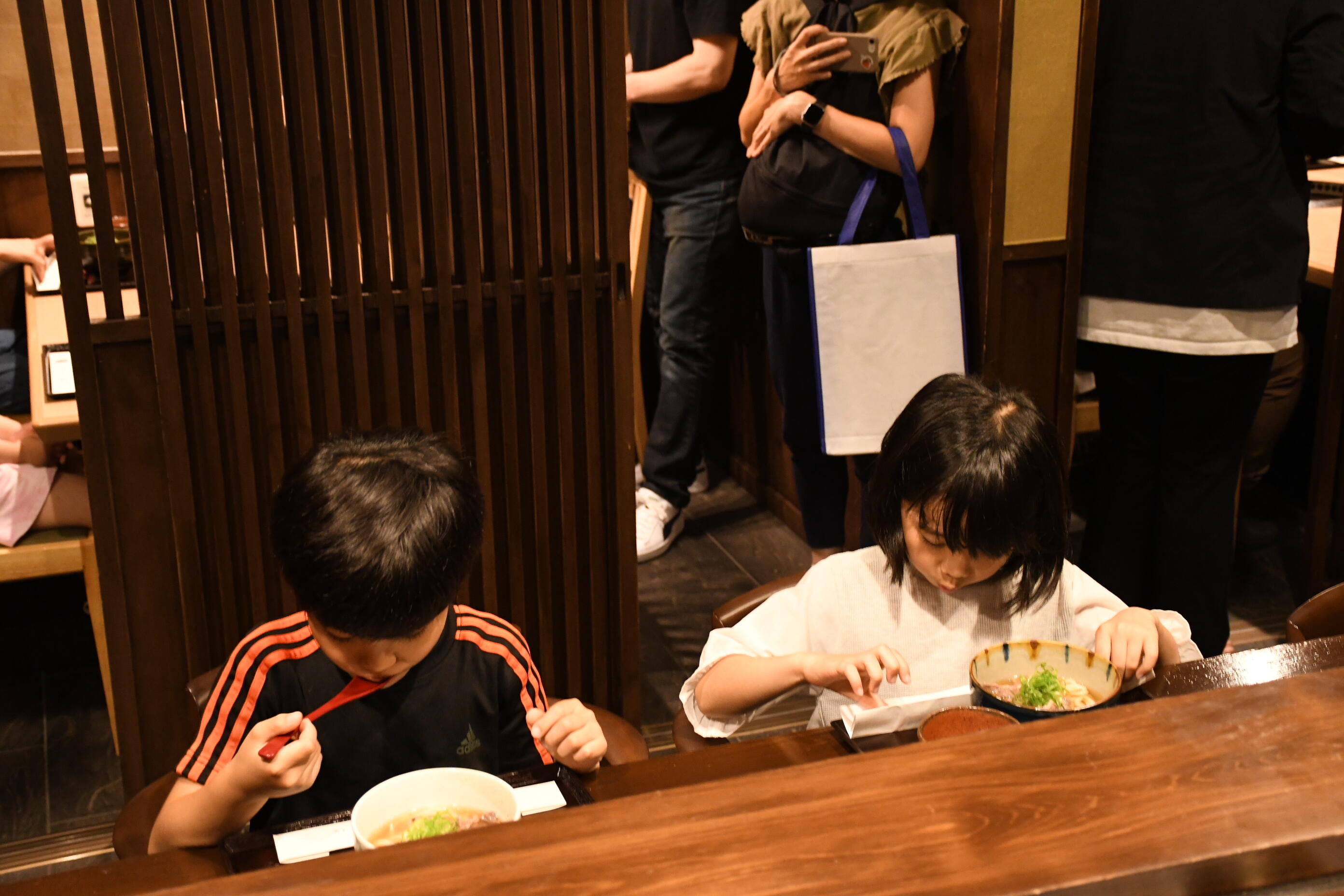 Photo：Children Enjoying an After-school Meal at Kodomo Kyoiku Shokudo
