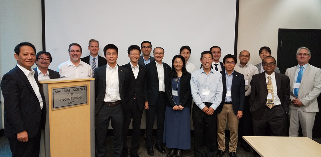 Photo: Kyocera Professors meet to exchange research ideas at MIT