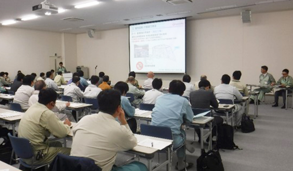 Safety information session (Shiga Gamo Plant and Shiga Yohkaichi Plant)